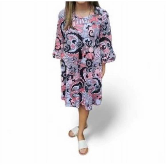 NEW ERMA’S CLOSET print swing dress in black, white and coral - Picture 1 of 1